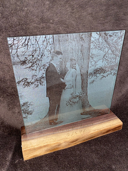 Backlit LED Stand for Glass Etchings